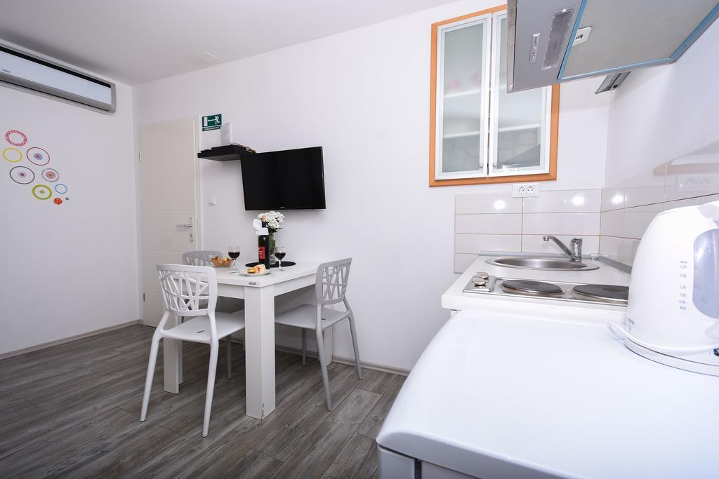 Tragos Lemon Tree Apartman Trogir Kültér fotó