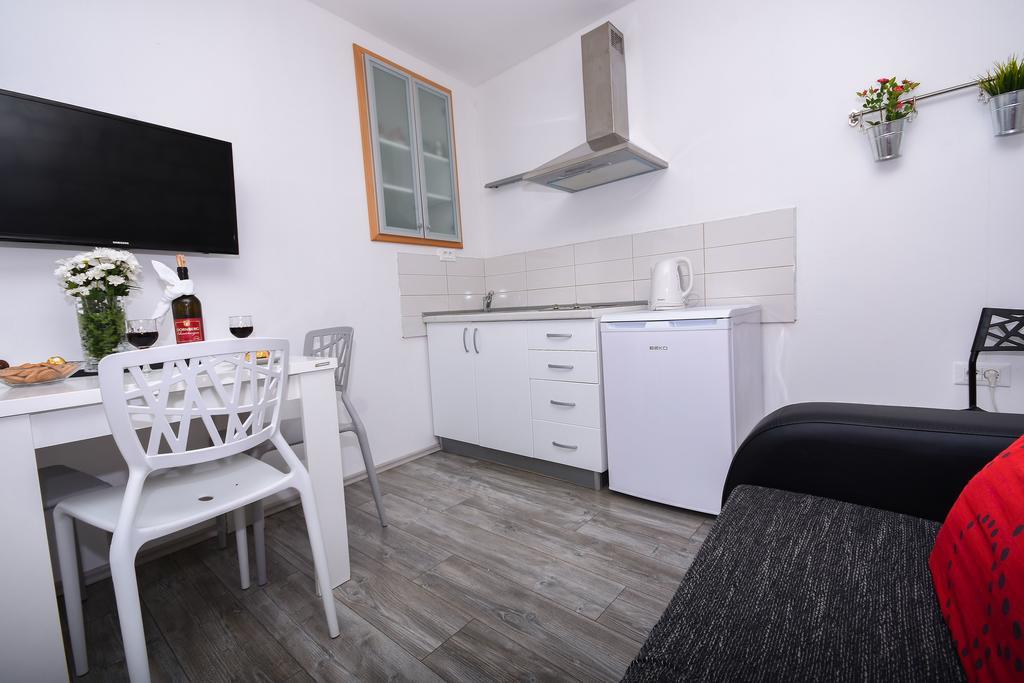 Tragos Lemon Tree Apartman Trogir Kültér fotó