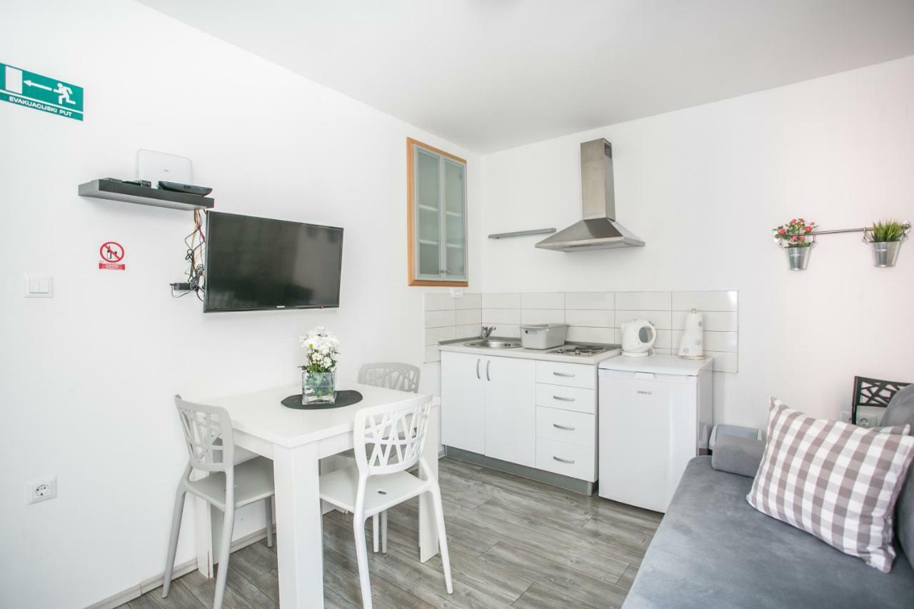 Tragos Lemon Tree Apartman Trogir Kültér fotó